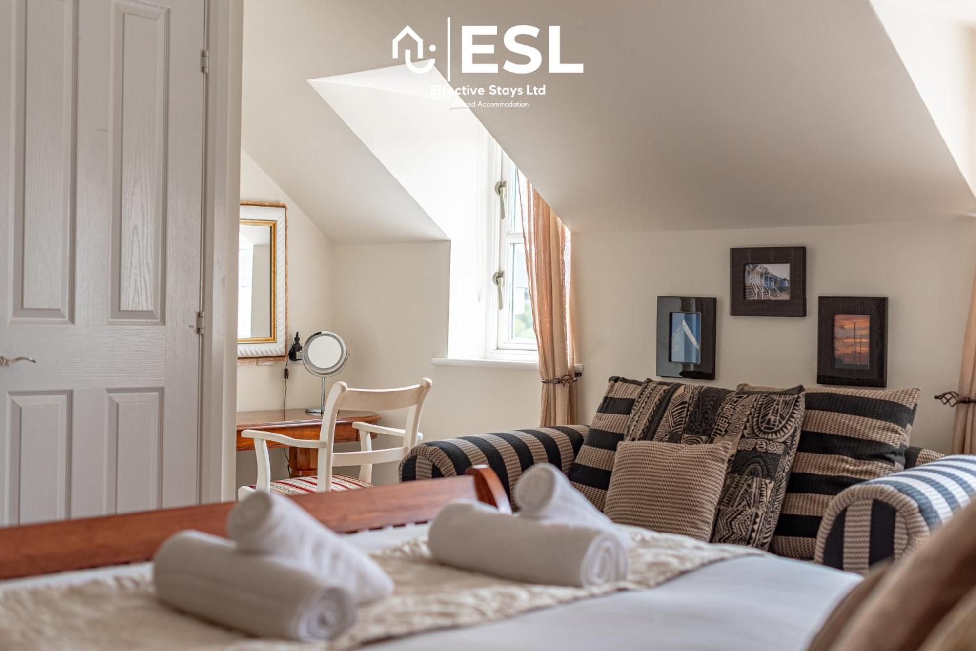 4 Bedroom Townhouse 10Mins Walk From Shrewsbury Town Centre With Parking Kültér fotó
